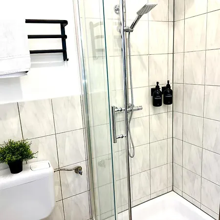 Dschungel Apartment, Netflix, Sonos, Nahe Messe Duesseldorf, Helios Klinik, Innenstadt Krefeld Zewnętrze zdjęcie