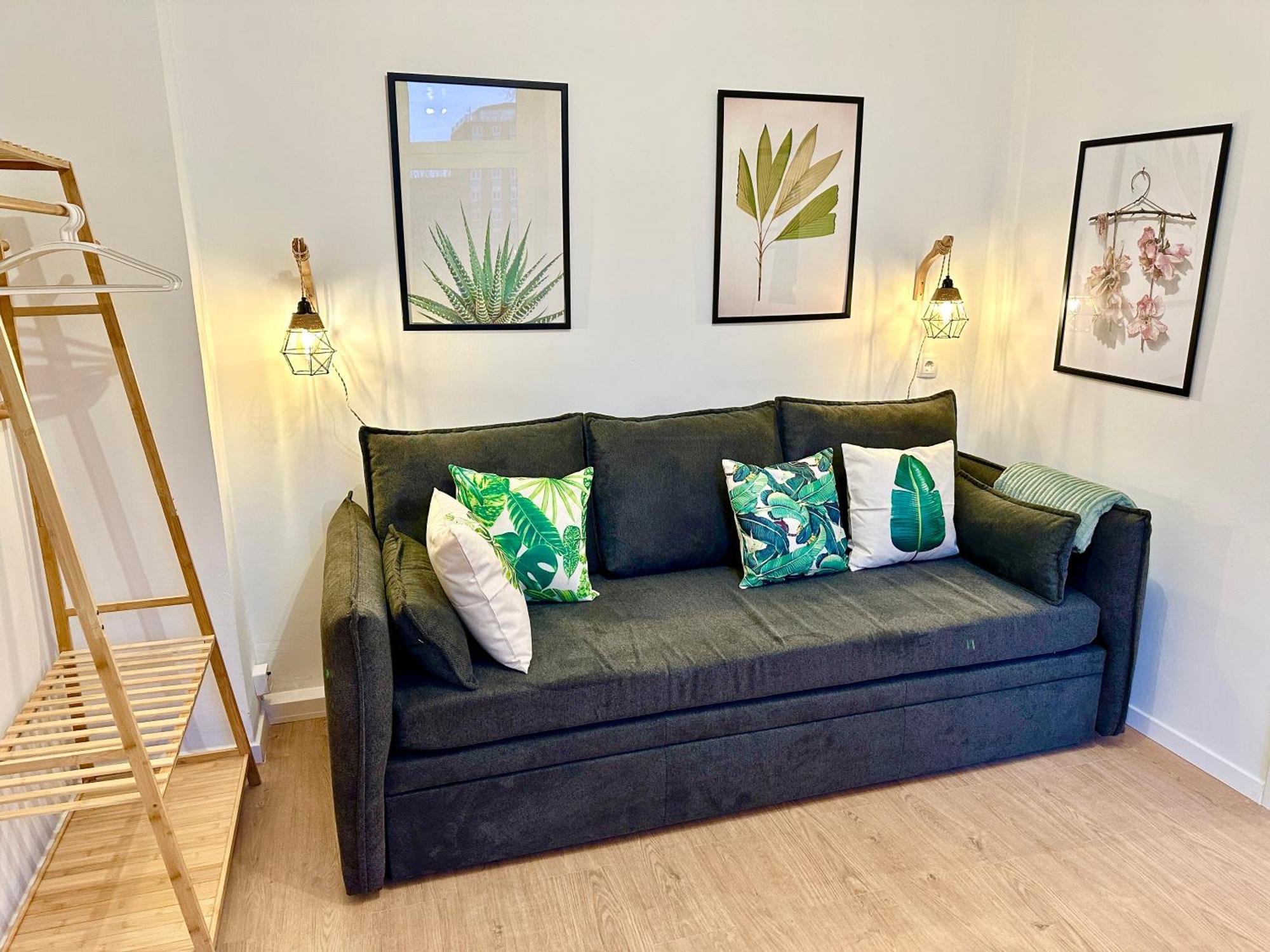 Dschungel Apartment, Netflix, Sonos, Nahe Messe Duesseldorf, Helios Klinik, Innenstadt Apartment *