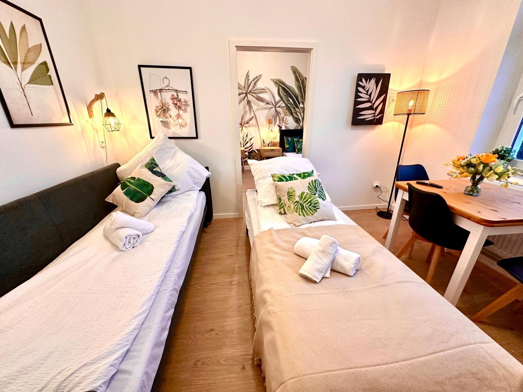 Dschungel Apartment, Netflix, Sonos, Nahe Messe Duesseldorf, Helios Klinik, Innenstadt Krefeld