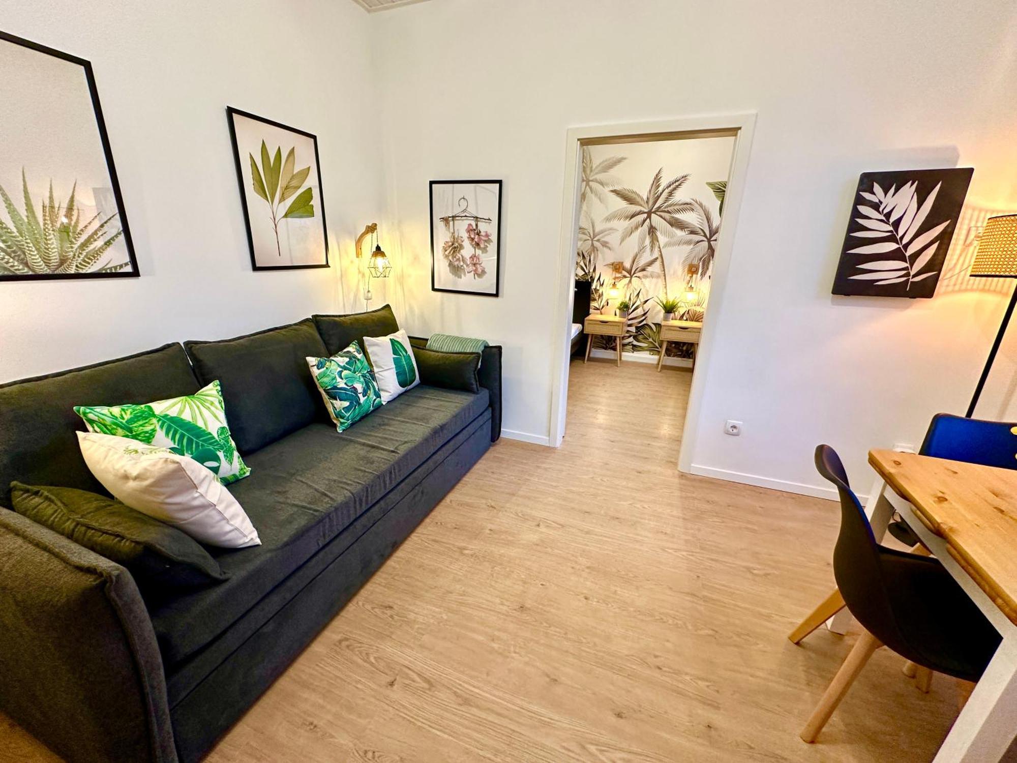 Dschungel Apartment, Netflix, Sonos, Nahe Messe Duesseldorf, Helios Klinik, Innenstadt Apartment *
